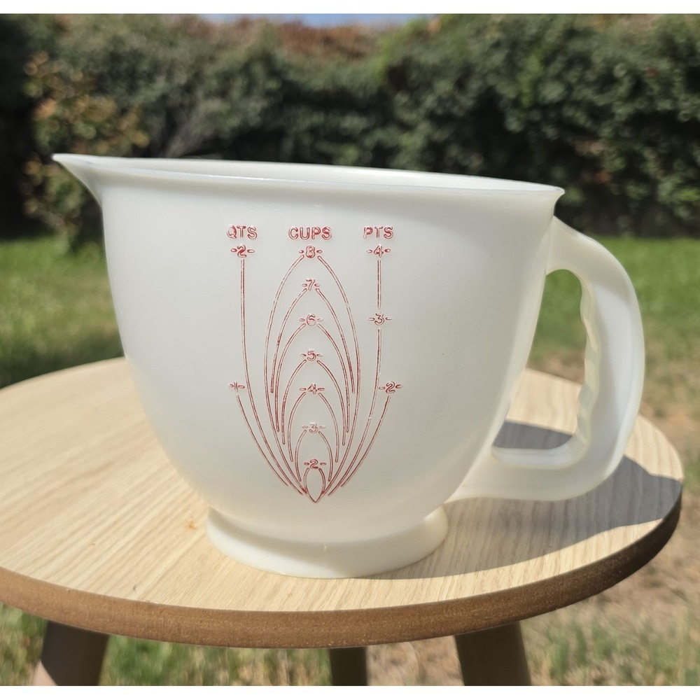 Tupperware Mix-N-Stor 8 Cup 2 Quart Measuring Pitcher Batter Bowl USA